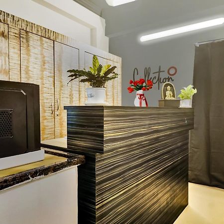 Super Townhouse Rcc Blizz Hotel Kondapur  Bagian luar foto